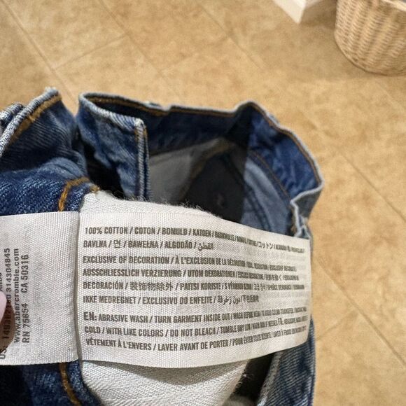 Abercrombie & Fitch Annie high rise denim shorts size 26 cuffed jean short - Picture 4 of 4